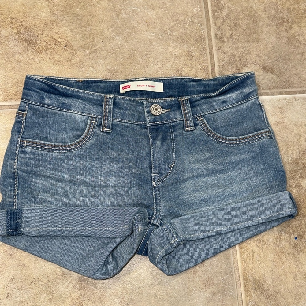 levi shorty short